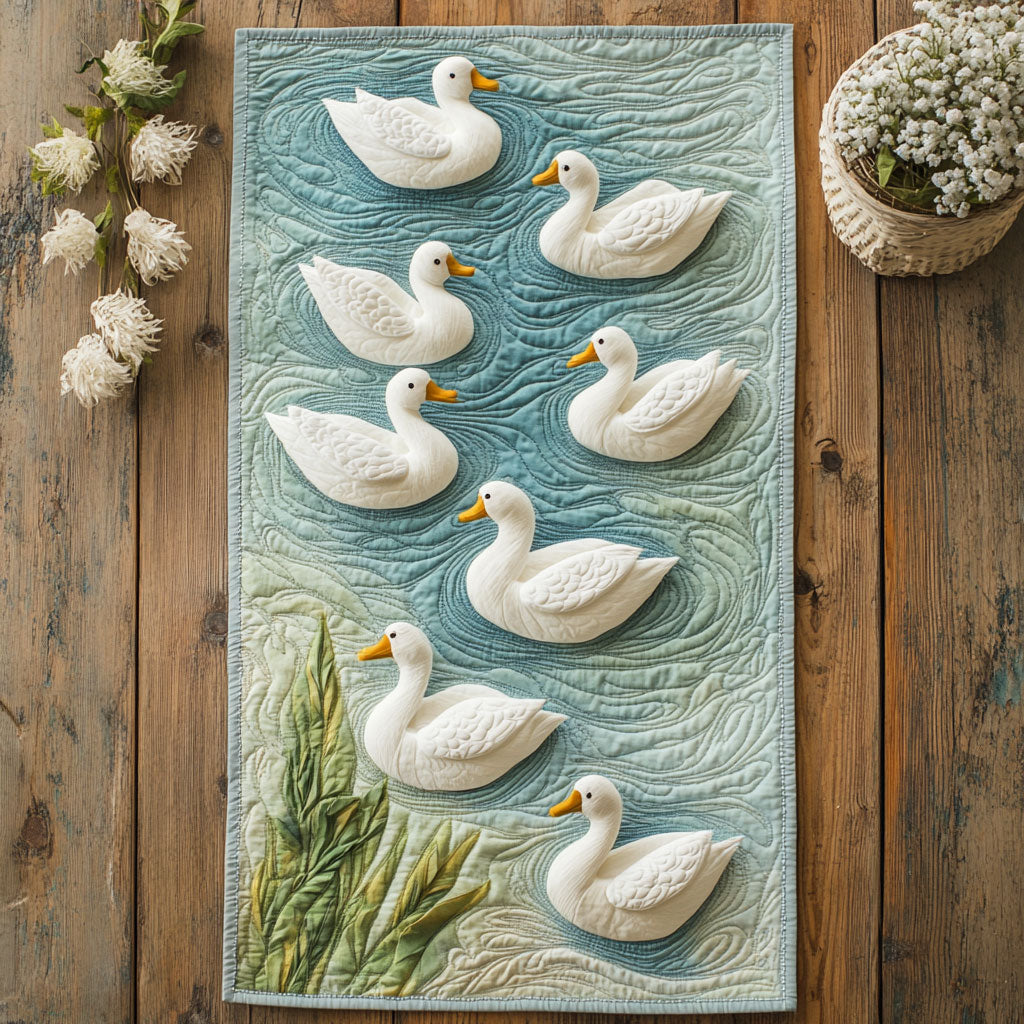Graceful Duck CP2904013CL Quilted Table Runner