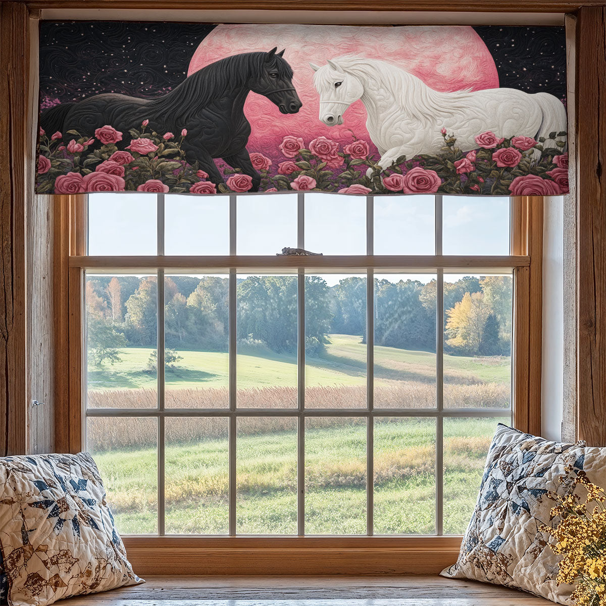 Couple Horse WX1405011CL Quilted Valance