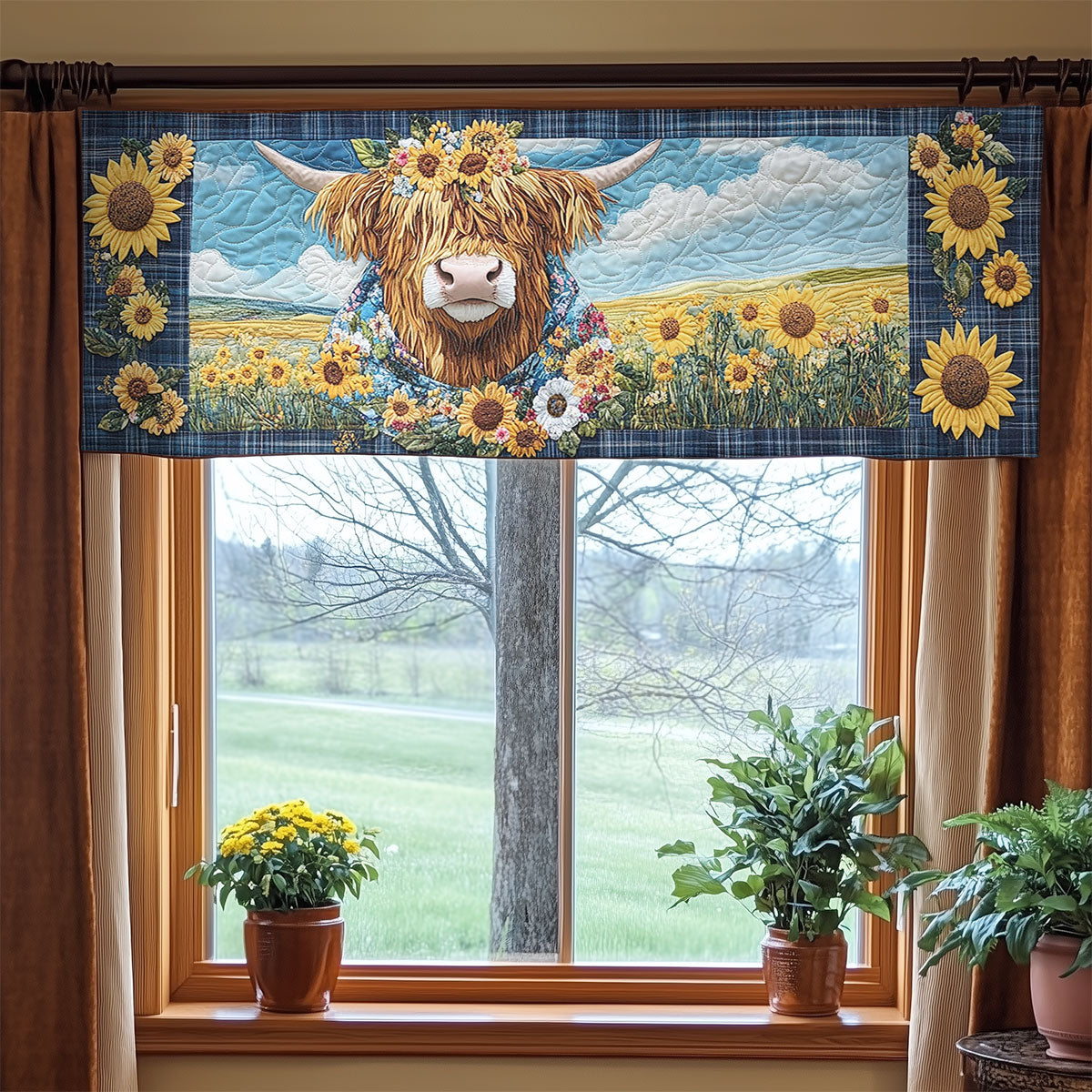 Sunlit Highland Cow WN1707056CL Quilted Valance