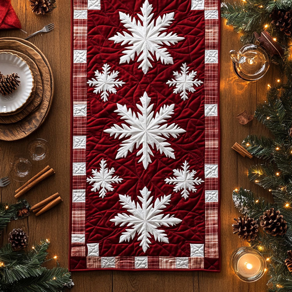 Snowflake Cottage WN1107067CL Quilted Table Runner