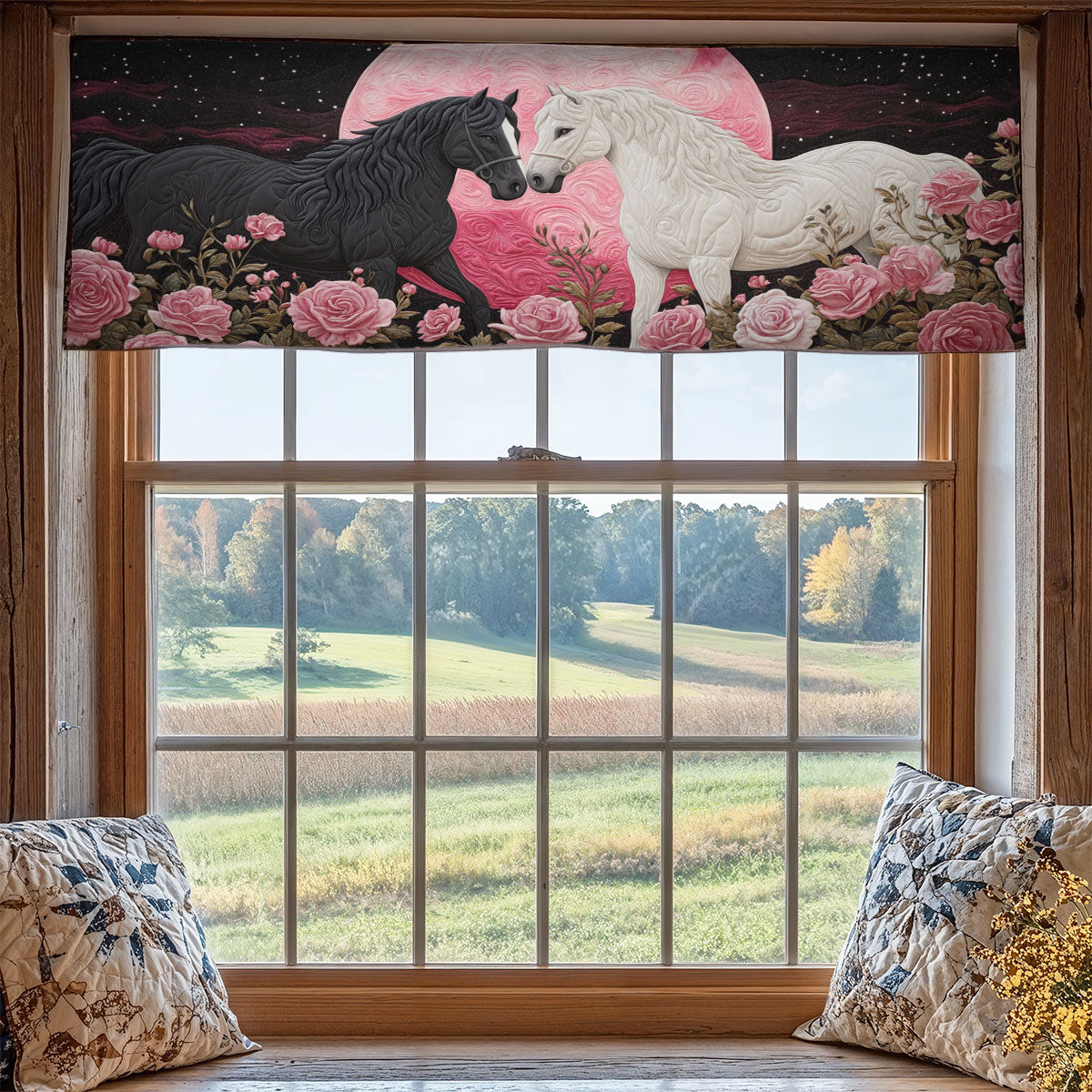Black And White Horses WX1405002CL Quilted Valance