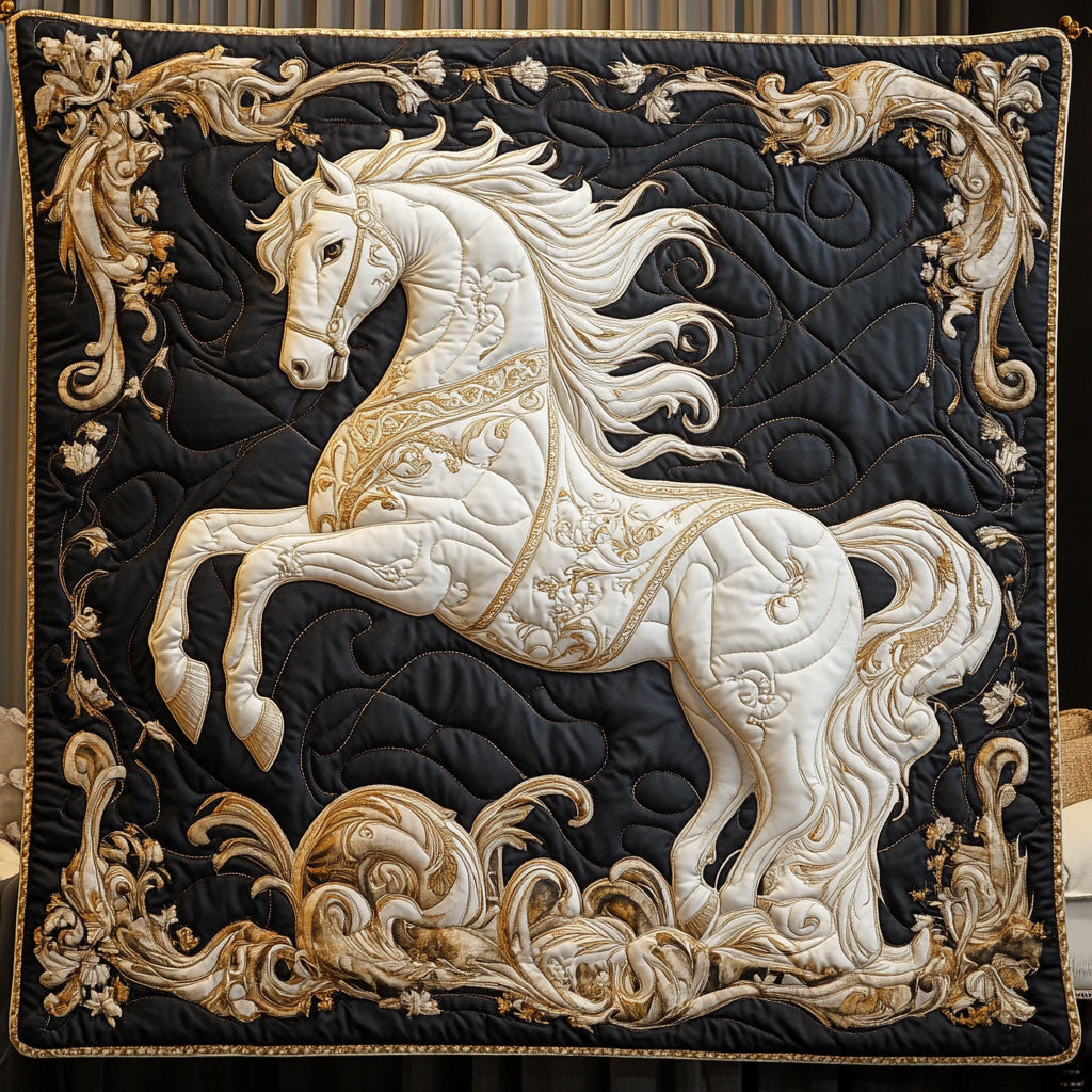 Royal White Horse WY0804035CL Quilt