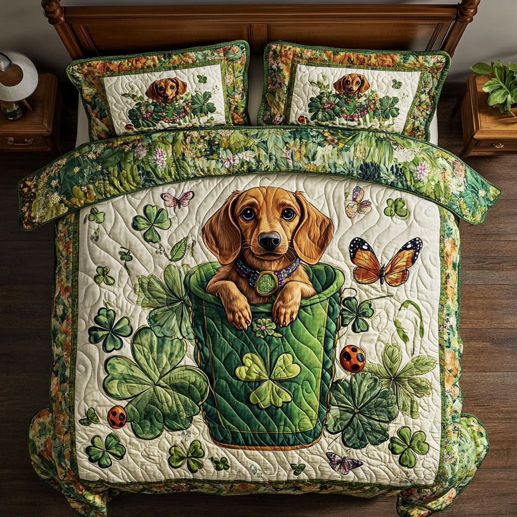 Dachshund In Patrick Garden WY0802030CL Duvet Cover Set