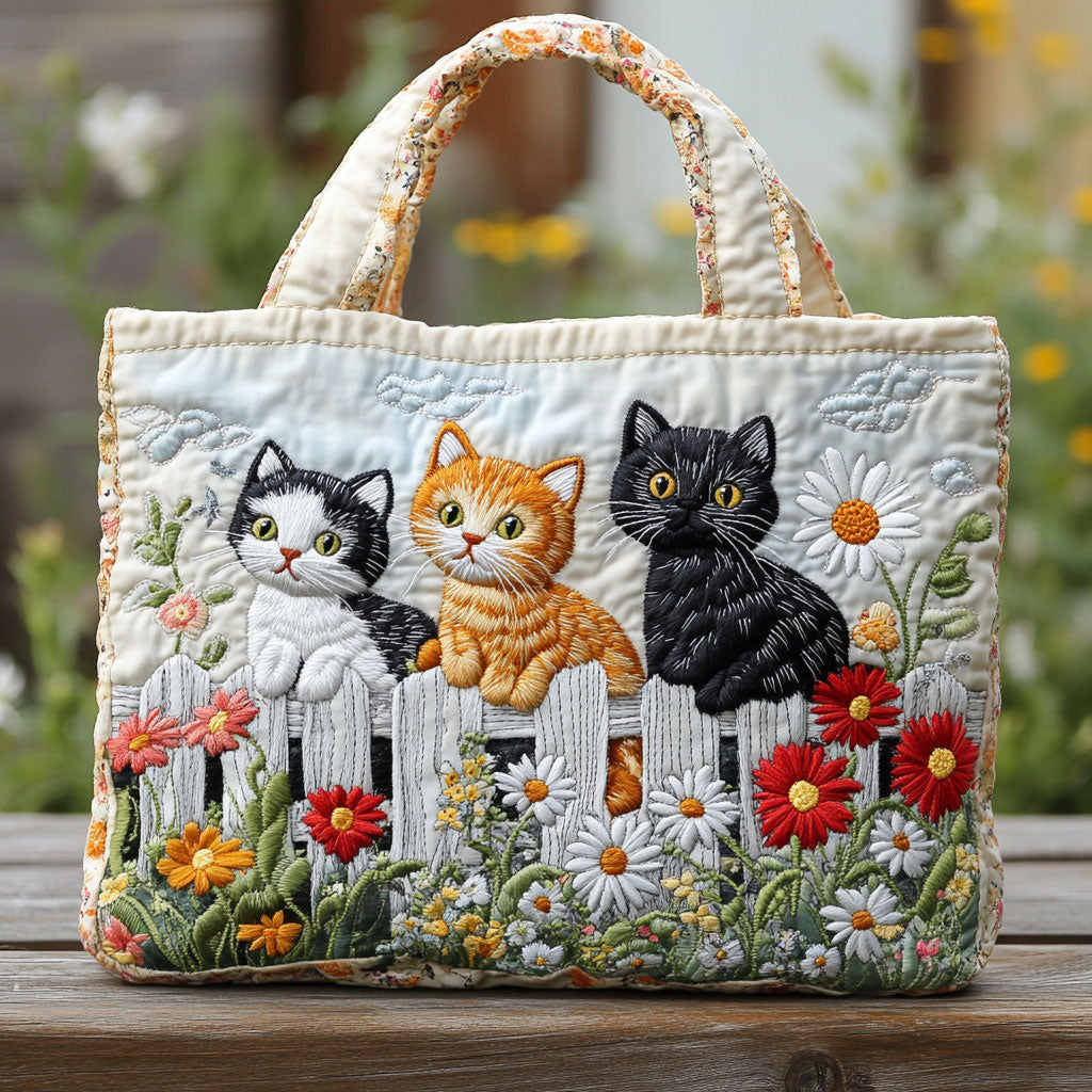 Dreaming Kittens CW0110007CL Quilted Tote Bag