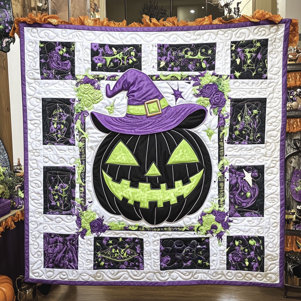 Enchanted Hat Pumpkin WN1808022CL Quilt
