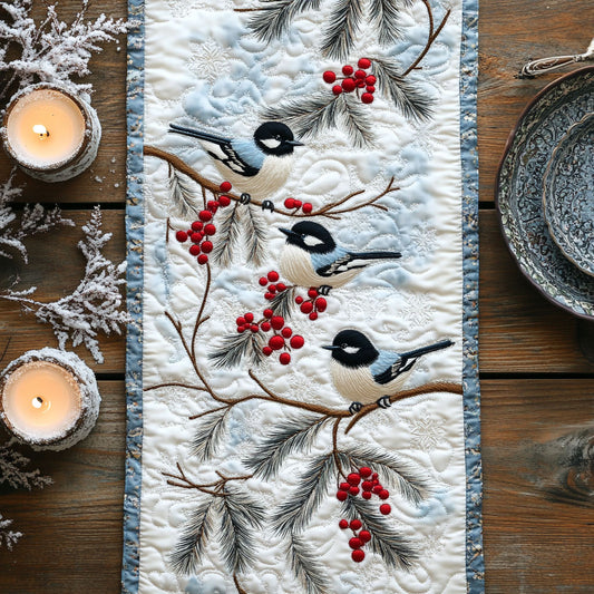Chickadee Berries CW1106008CL Quilted Table Runner
