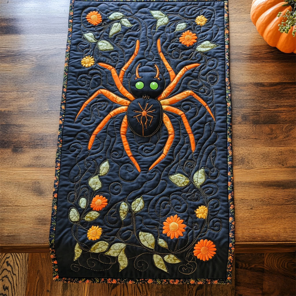 Spider WY1806050CL Quilted Table Runner