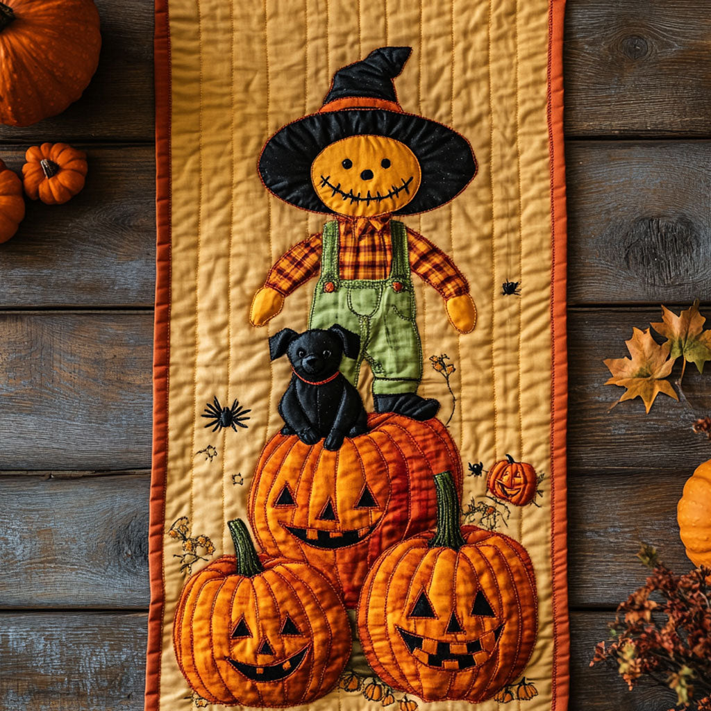 Harvest Scarecrow Joy WN0508016CL Quilted Table Runner