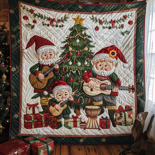 Christmas Celebrating Gnome WP3010010CL Quilt