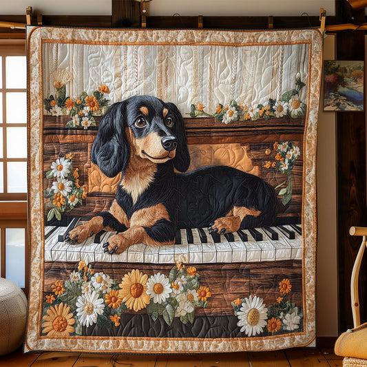 Playing Piano CP2705048CL Quilt