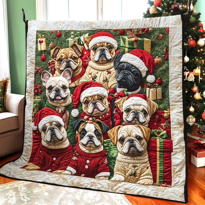 Bulldog Festive Fun CW1411041CL Quilt