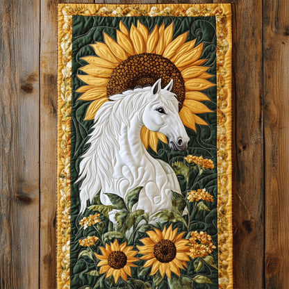Field Horse WY1905036CL  Quilted Table Runner