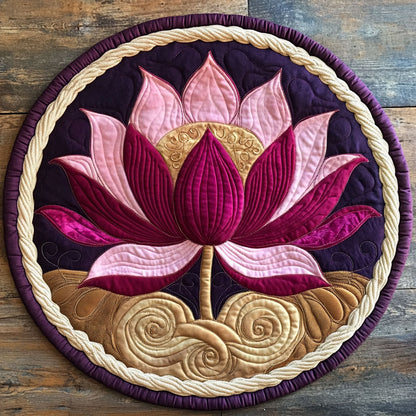Serene Bloom CP2807022CL Quilted Round Mat
