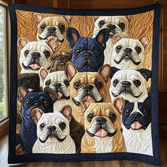 Bulldog Gathering CW1511010CL Quilt
