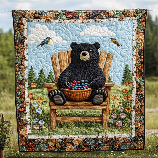 The Berry Bear WY1308024CL Quilt