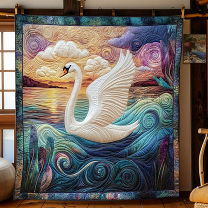 Elegant White Swan WJ0304005CL Quilt
