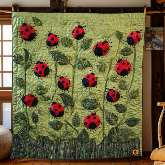 Ladybug Garden WJ2112014CL Quilt