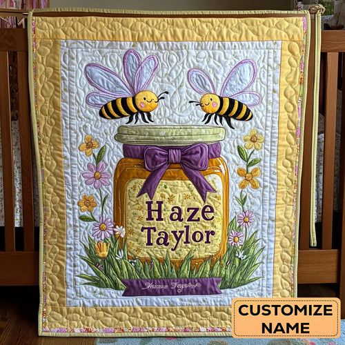 Bee Buddies WN2407007CL Personalized Baby Quilt