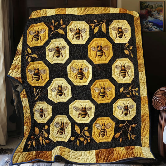 Golden Bee CP1511038CL Quilt
