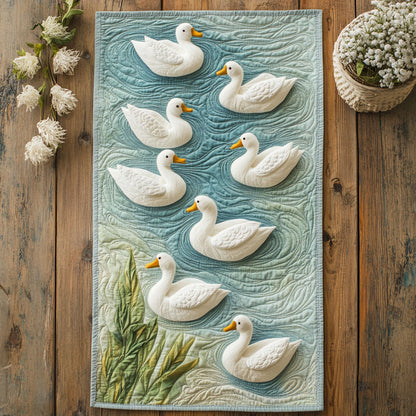Graceful Duck CP2904013CL Quilted Table Runner
