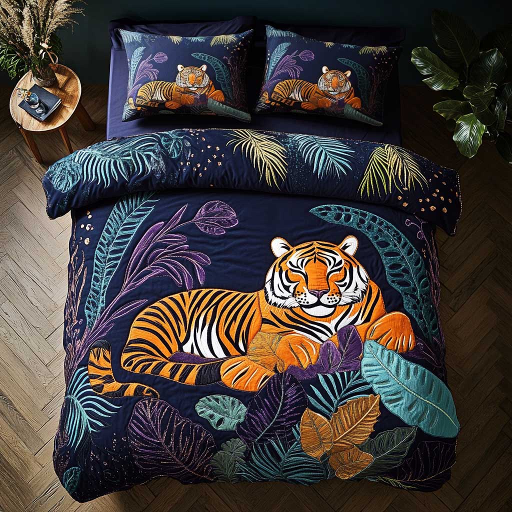 Tiger In Shadows WN2205067CL Duvet Cover Set
