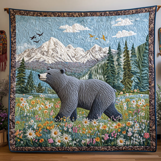 Mountain Meadow Bear WY1308025CL Quilt