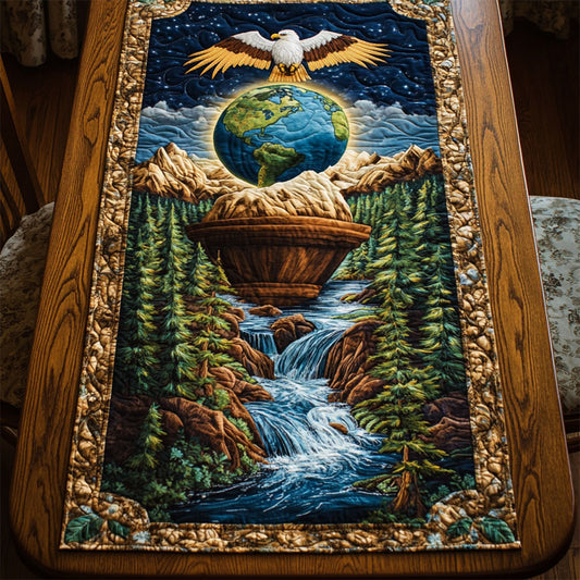 Eagle World WY0905045CL Quilted Table Runner