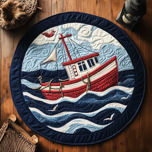 Vintage Boat WN2103034CL Quilted Round Mat