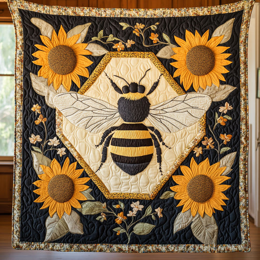 Little Bee CQ0606024CL  Quilt