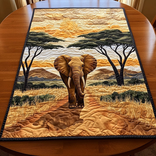 Majestic Elephant WJ0705014CL Quilted Table Runner