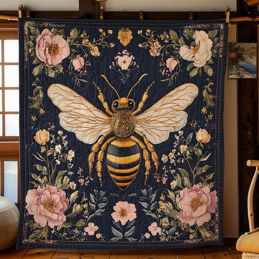 Bee In Rose Garden WY2102002CL Quilt