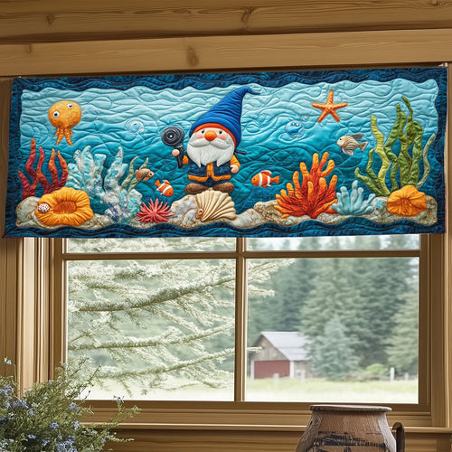 Gnome Explores The Ocean WJ0204017CL Quilted Valance