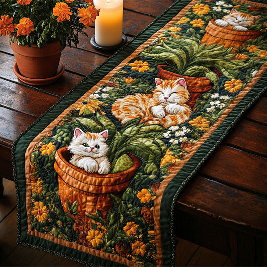 Cat Pot CM1305013CL Quilted Table Runner