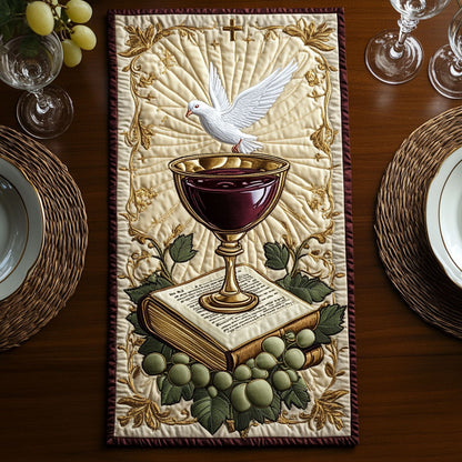 Vine And Glory CP1505007CL Quilted Table Runner