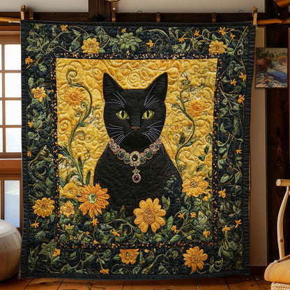 Black Cat Portrait WY2102005CL Quilt