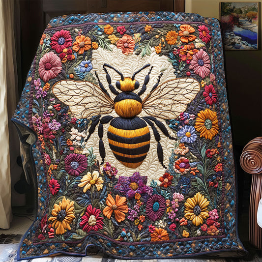 Bee In Floral Garden WY1903002CL Quilt