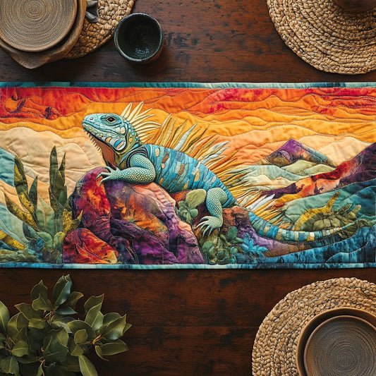 Lizard In Desert WY0506035CL Quilted Table Runner