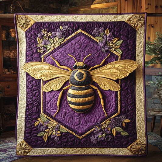 The Gilded Hive WY1604028CL Quilt