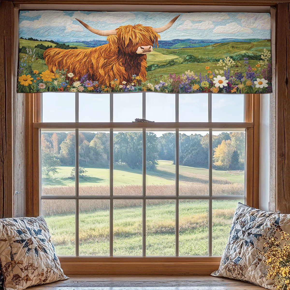 Highland Cow WX2205034CL Quilted Valance