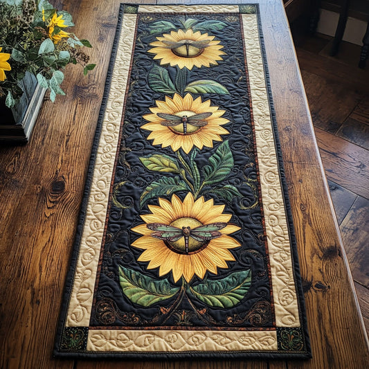 Summer Friend CP1405032CL Quilted Table Runner