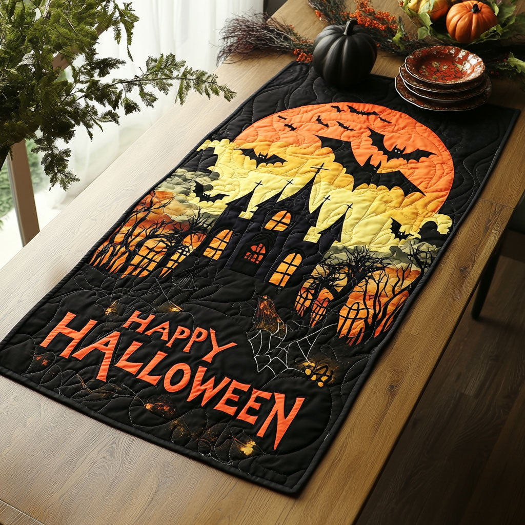 Halloween Howls WJ1507034CL Quilted Table Runner