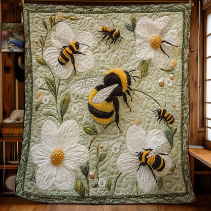 Bee And White Flower WY2103012CL Quilt