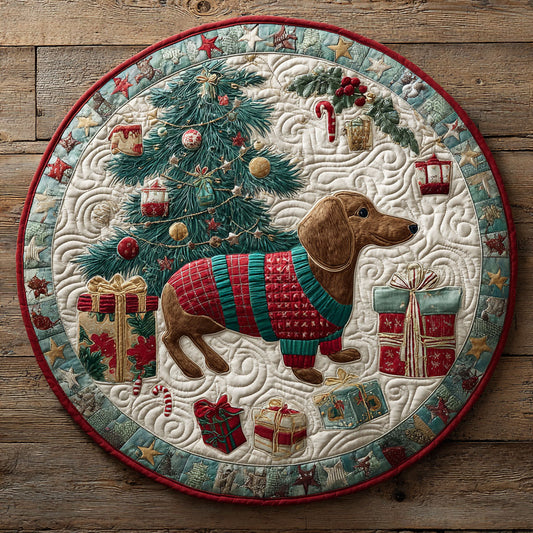 Merry Dachshund CW2108011CL Quilted Round Mat