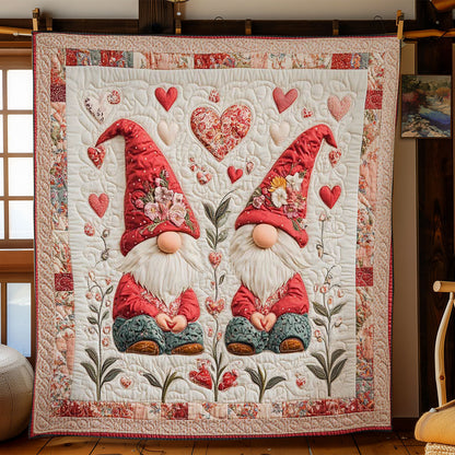 Blissful Gnome Valentine WN2512047CL Quilt