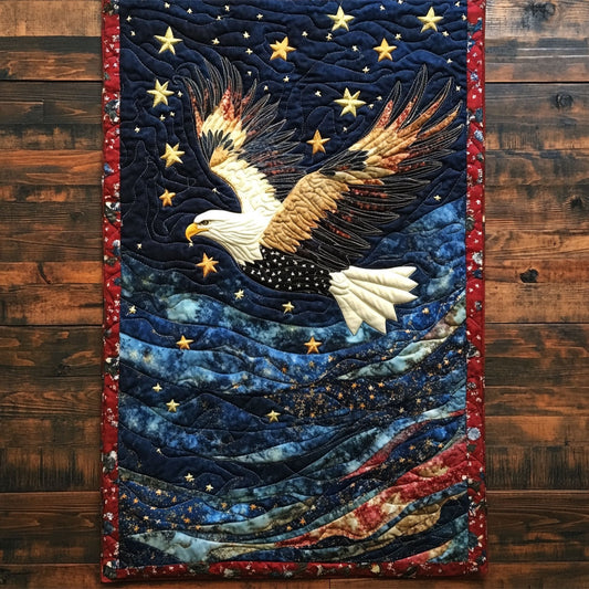 Wild Wings CM2205041CL Quilted Table Runner