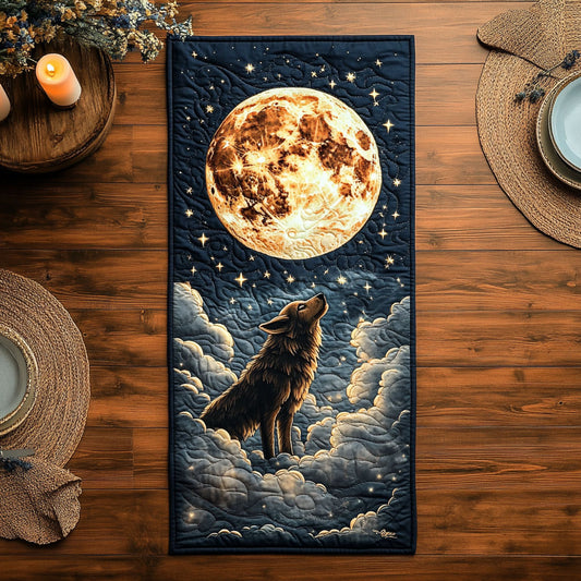 Dreamy Wolf CW2005265CL Quilted Table Runner