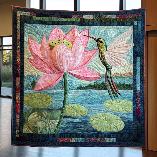 Hummingbird Lotus CW2208044CL Quilt