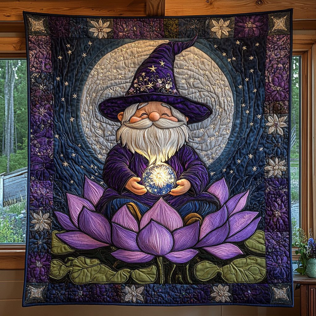 Celestial Orb Gnome WN2208021CL Quilt
