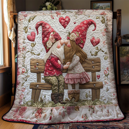 Heartfelt Gnome Kiss WN2512045CL Quilt