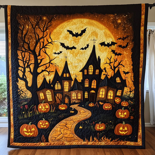 Bats Over The Mansion WY1508076CL Quilt
